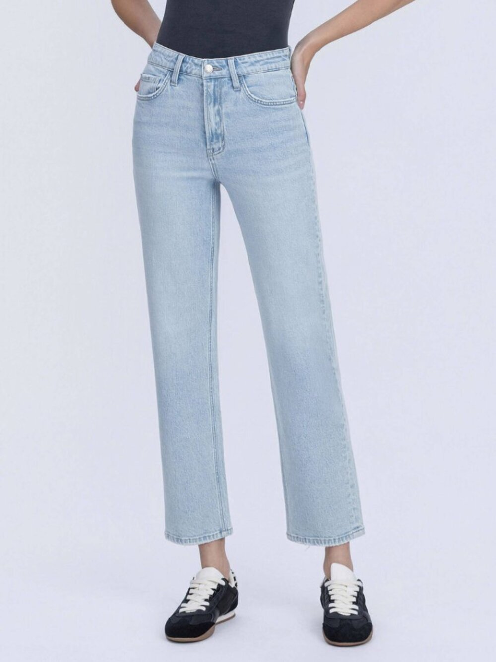 FLYING MONKEY Heartache - Super High Rise Tapered Leg Jeans